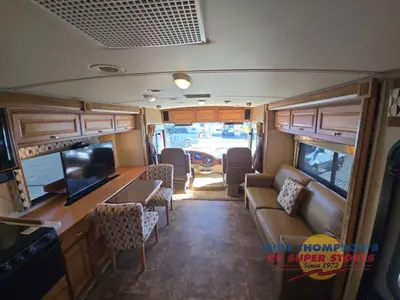 2014 Winnebago Vista photo 23
