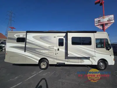 2014 Winnebago Vista photo 16