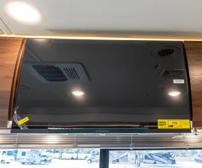 2022 Winnebago Navion photo 8