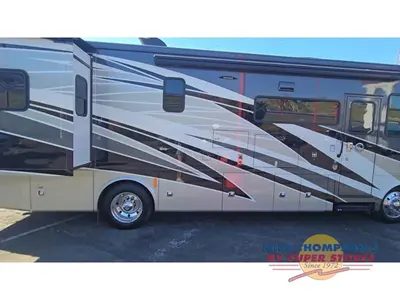 2022 Tiffin Motorhomes Open Road Allegro photo 9