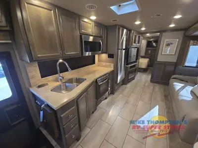 2022 Tiffin Motorhomes Open Road Allegro photo 23