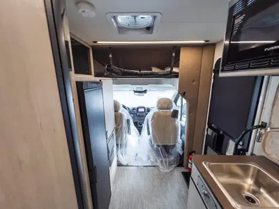 2027 Winnebago Resa IUH19DC photo 4