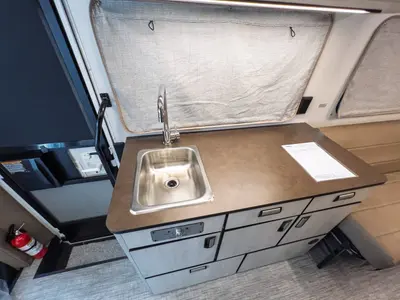 2027 Winnebago Resa IUH19DC photo 8