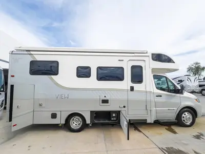 2027 Winnebago View photo 17