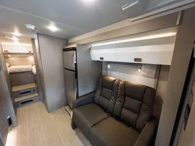 2027 Winnebago View photo 7