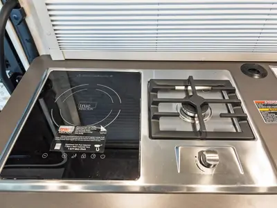 2027 Winnebago View photo 12