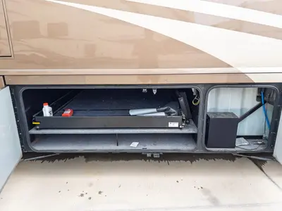 2017 Winnebago Journey photo 25