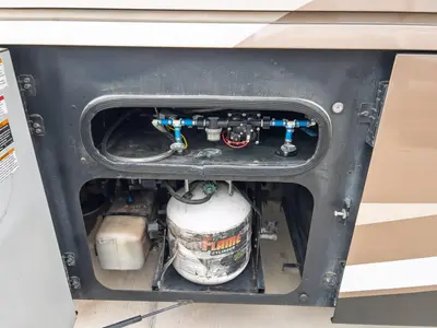2017 Winnebago Journey photo 29