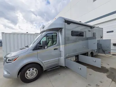 2025 Winnebago View photo 22