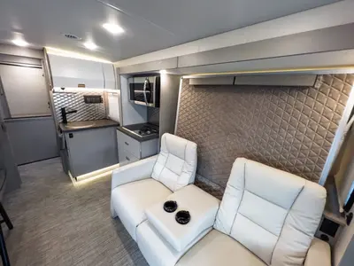 2025 Winnebago View photo 6