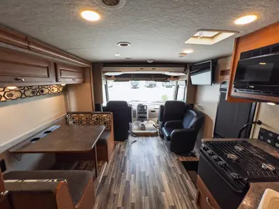 2017 Winnebago Vista photo 4