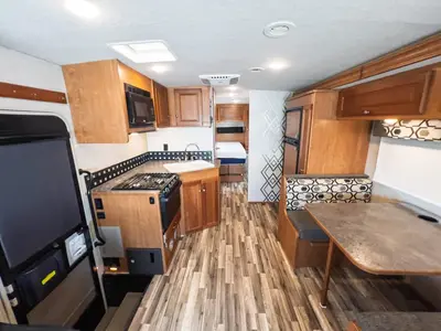2017 Winnebago Vista photo 6