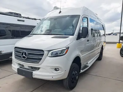2027 Entegra Coach Insignia photo 23