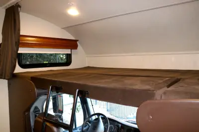 2018 JAYCO SENECA photo 4