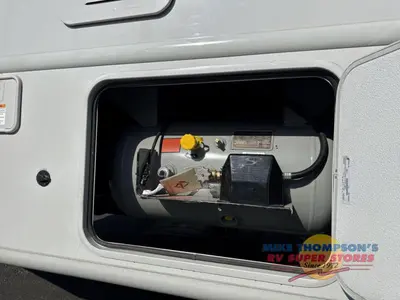 2026 Thor Motor Coach Hurricane photo 49