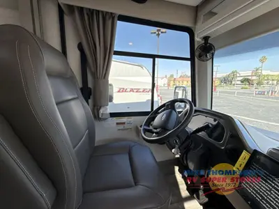 2026 Thor Motor Coach Hurricane photo 19