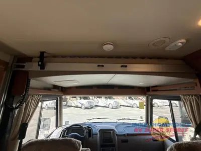 2017 Winnebago Vista photo 22