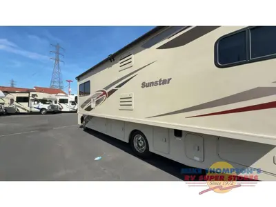 2017 Winnebago Vista photo 6