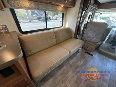 2017 Winnebago Vista photo 27