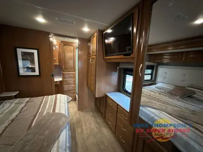 2018 Holiday Rambler Vacationer photo 29