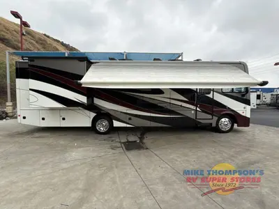 2018 Holiday Rambler Vacationer photo 7
