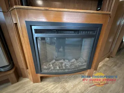 2018 Holiday Rambler Vacationer photo 17