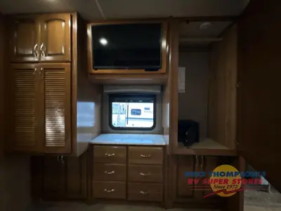 2018 Holiday Rambler Vacationer photo 31