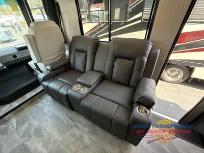 2023 Coachmen RV Pursuit photo 21