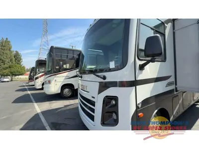 2023 Coachmen RV Pursuit photo 4