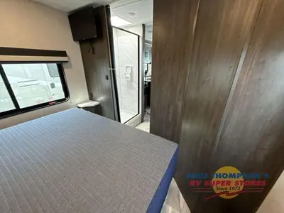 2023 Coachmen RV Pursuit photo 33