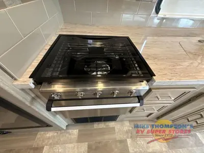 2020 Coachmen RV Mirada photo 23