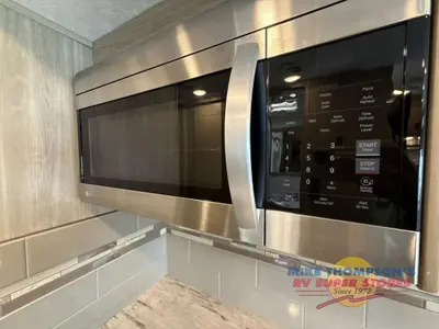 2020 Coachmen RV Mirada photo 24