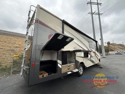 2020 Coachmen RV Mirada photo 6