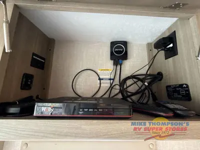 2020 Coachmen RV Mirada photo 35