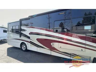 2015 Tiffin Motorhomes Allegro Breeze photo 3