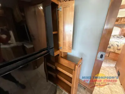2015 Tiffin Motorhomes Allegro Breeze photo 33