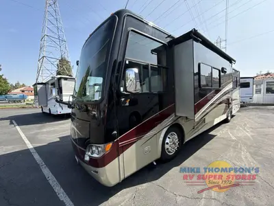 2015 Tiffin Motorhomes Allegro Breeze photo 11