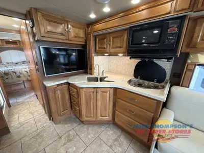 2015 Tiffin Motorhomes Allegro Breeze photo 26