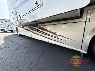 2015 Tiffin Motorhomes Allegro Breeze photo 44