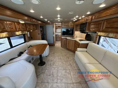 2015 Tiffin Motorhomes Allegro Breeze photo 20