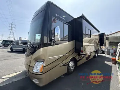 2014 Fleetwood RV Discovery photo 11