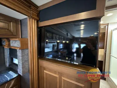 2014 Fleetwood RV Discovery photo 22