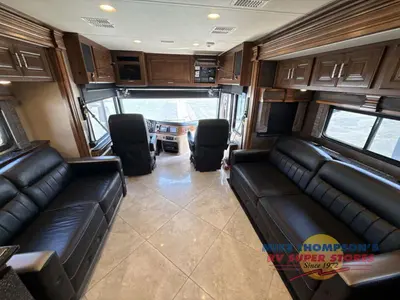 2014 Fleetwood RV Discovery photo 21