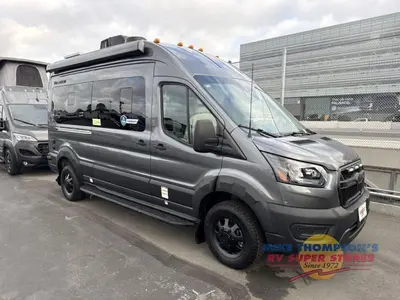 2026 Thor Motor Coach Palladium photo 2