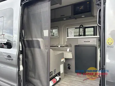 2026 Thor Motor Coach Palladium photo 16