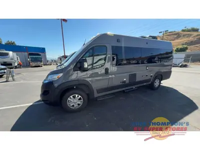 2026 Thor Motor Coach Sequence Sport photo 4
