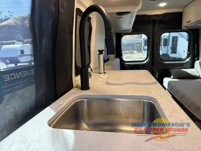 2026 Thor Motor Coach Sequence Sport photo 25