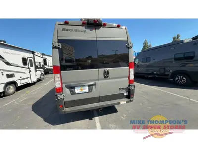 2026 Thor Motor Coach Sequence Sport photo 7