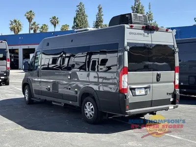 2026 Thor Motor Coach Sequence Sport photo 13