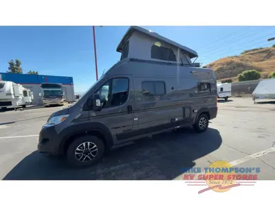 2027 Winnebago Solis photo 4